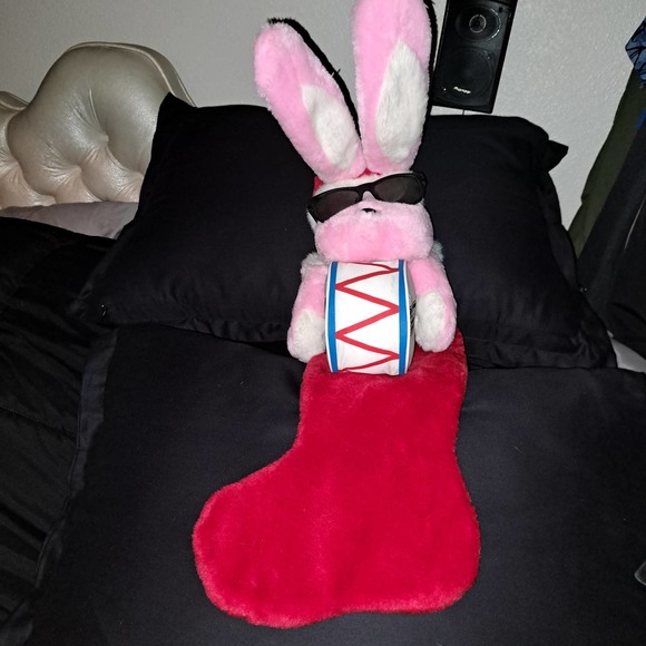 VINTAGE FUN FABULOUS OVER 2 Feet Energizer Bunny Stocking - 30 inches tall-Plush - Picture 2 of 8